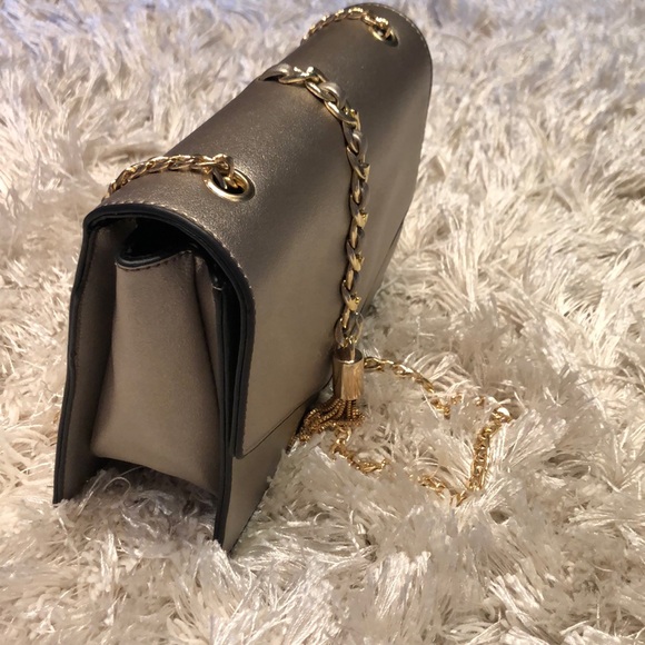 Metallic Party Purse - Picture 4 of 7